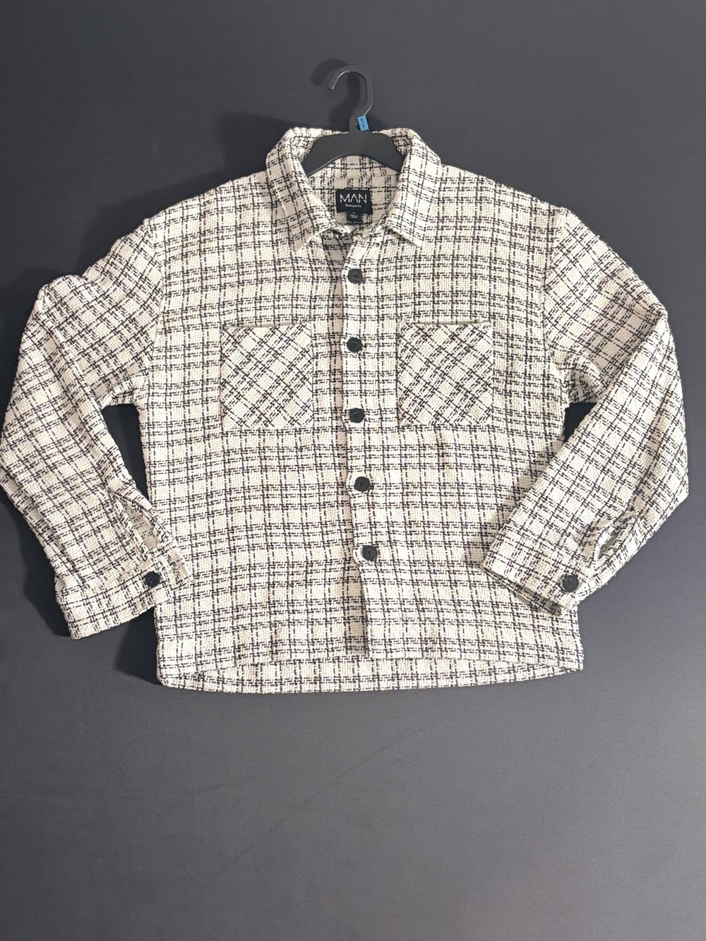 Men’s Plaid Button-Up Jacket.